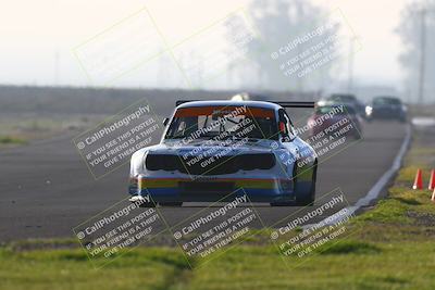 media/Jan-18-2026-CalClub SCCA (Sun) [[8bc6468723]]/Group 7 Race/Turn 1/